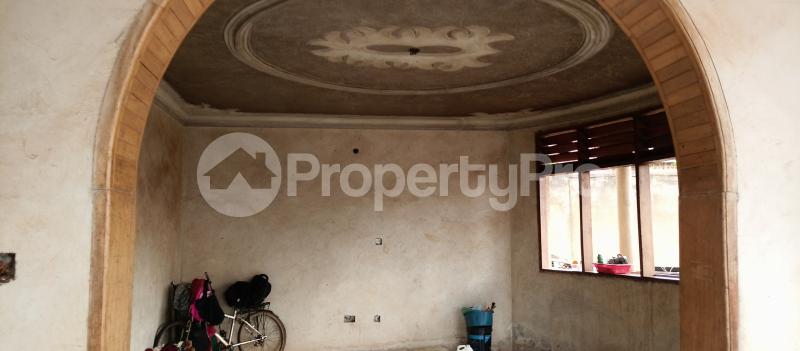 6 bedroom Villa for sale Kireka namugongo road mbalwa  Kira Wakiso Central - 8