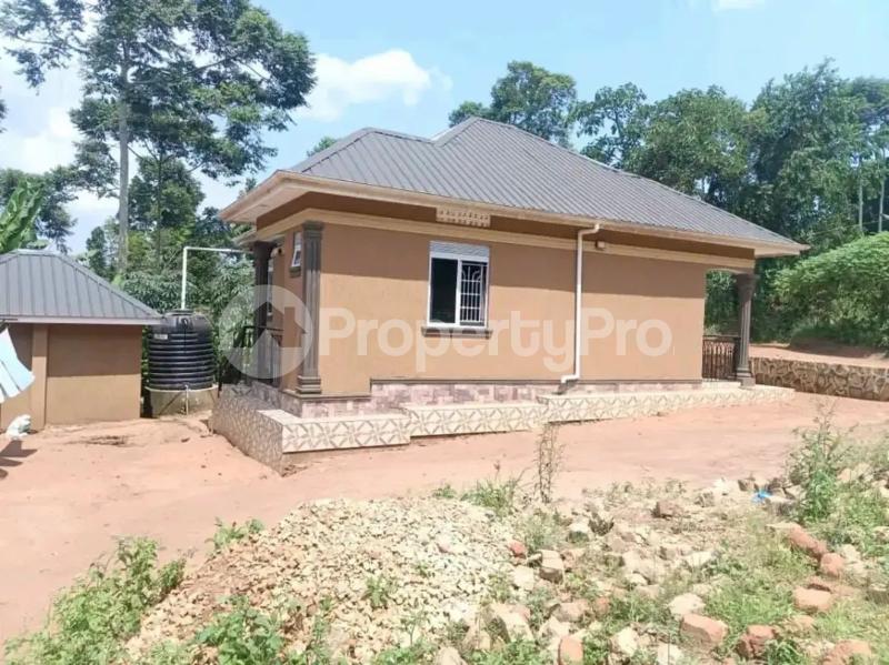 3 bedroom Villa for sale Mukono nyenje  Bajo Mukono Central - 7