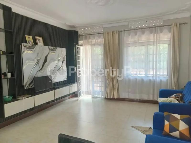 3 bedroom Villa for sale Mukono nyenje  Bajo Mukono Central - 4