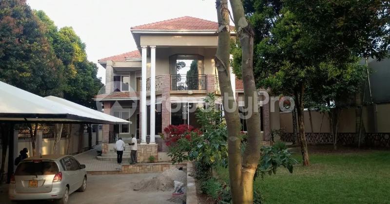 4 bedroom Villa for sale Munyonyo  Kampala Central Kampala Central - 0