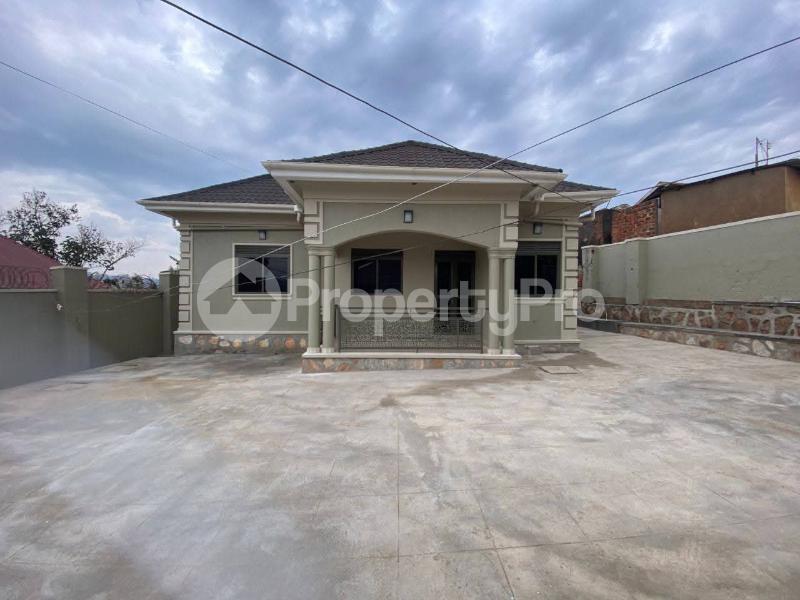 3 bedroom Villa for sale Mutundwe Kampala Central Kampala Central - 7