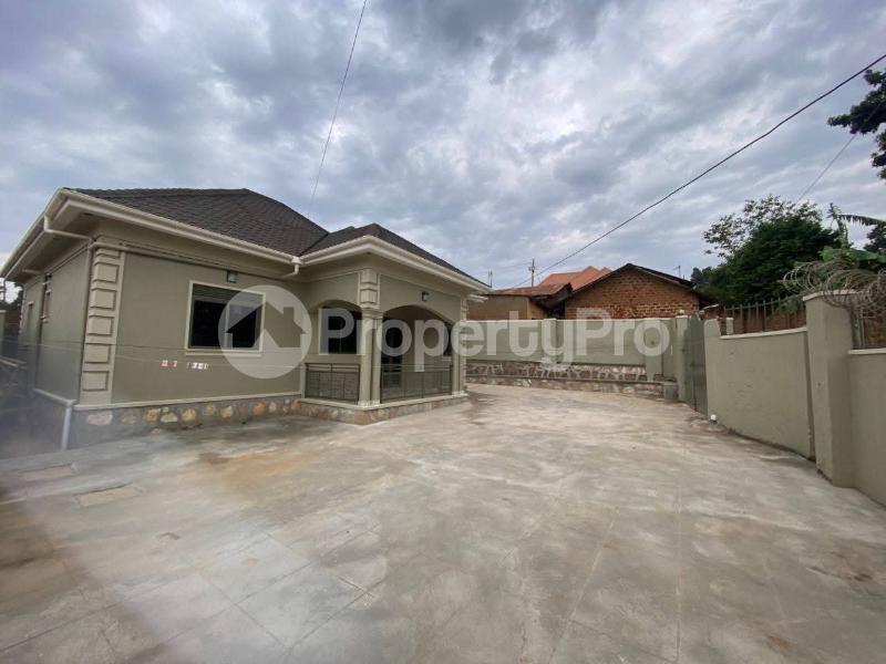 3 bedroom Villa for sale Mutundwe Kampala Central Kampala Central - 6