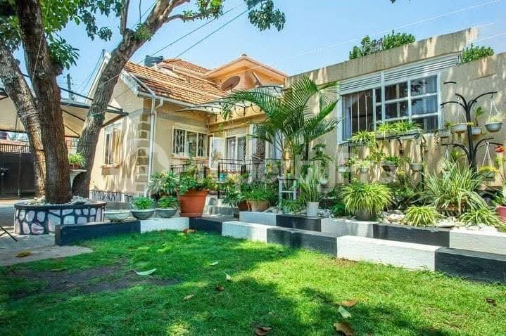 4 bedroom Villa for sale Muyenga  Kampala Central Kampala Central - 0