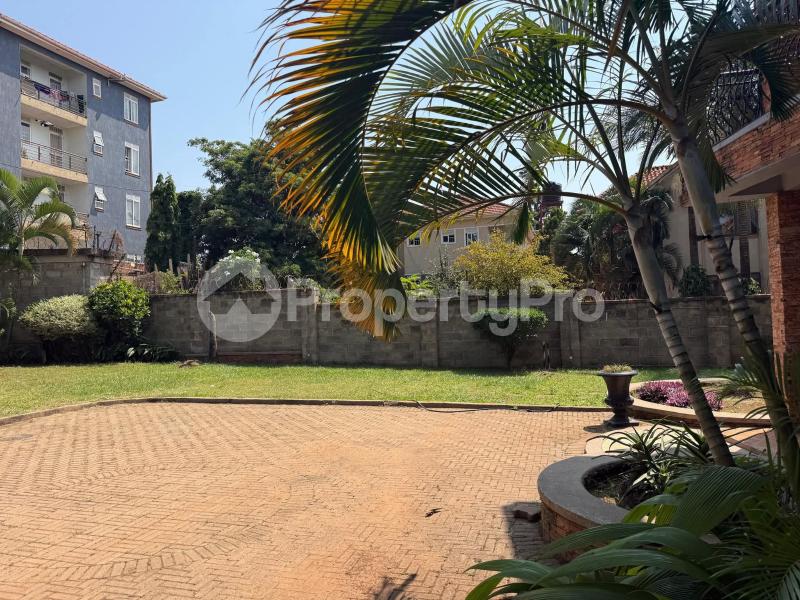 4 bedroom Bungalow Apartment for sale Naalya road Kira Wakiso Central - 2