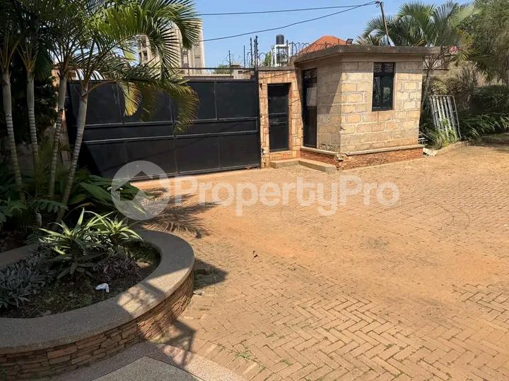 5 bedroom Apartment for sale Naalya  Kampala Central - 11