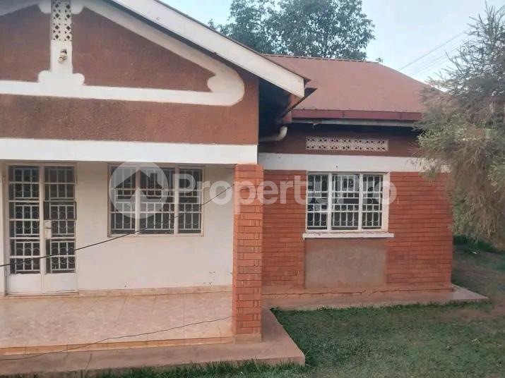 3 bedroom Bungalow Apartment for sale Kira  Kampala Central Kampala Central - 5
