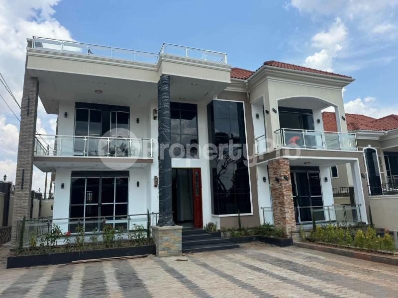 7 bedroom Villa for sale Najjera  Kira Wakiso Central