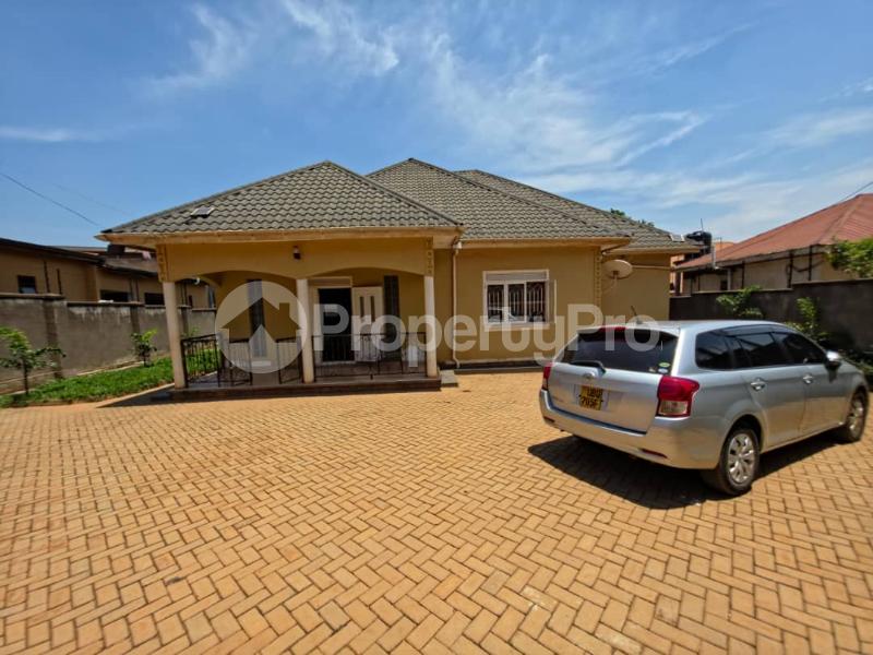 4 bedroom Villa for sale Najjera buwate  Kira Wakiso Central