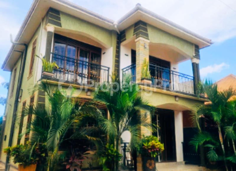 3 bedroom Villa for sale Nalumunye jomayi estate Kampala Central Kampala Central