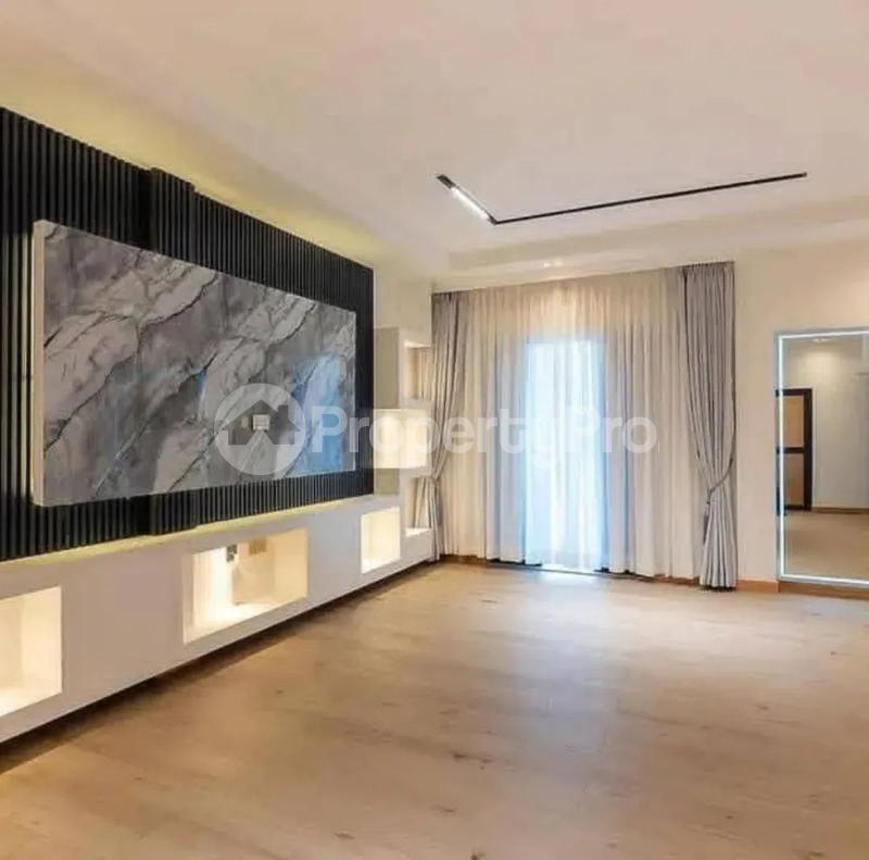 5 bedroom Villa for sale Namugongo town Kira Wakiso Central - 6