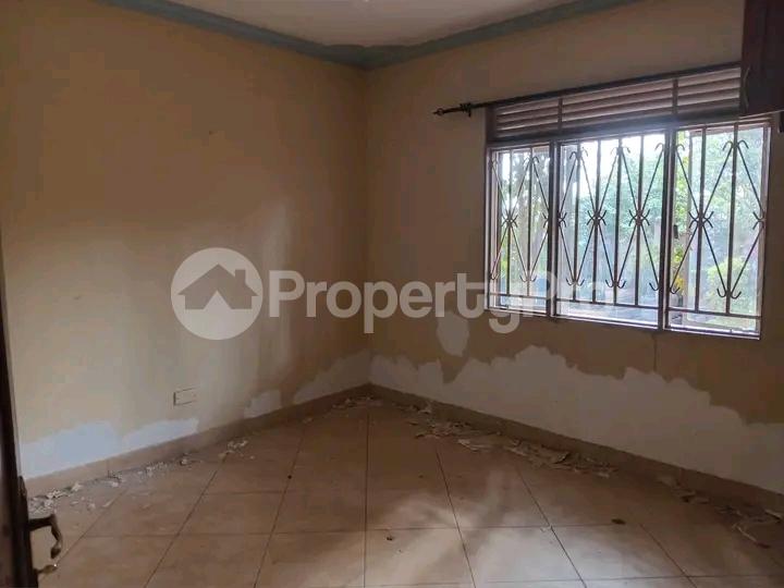 3 bedroom Bungalow Apartment for sale Namugongo road  Kampala Central Kampala Central - 5