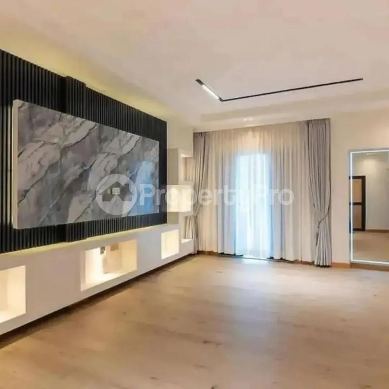 5 bedroom Villa for sale Namugongo town  Kira Wakiso Central - 4