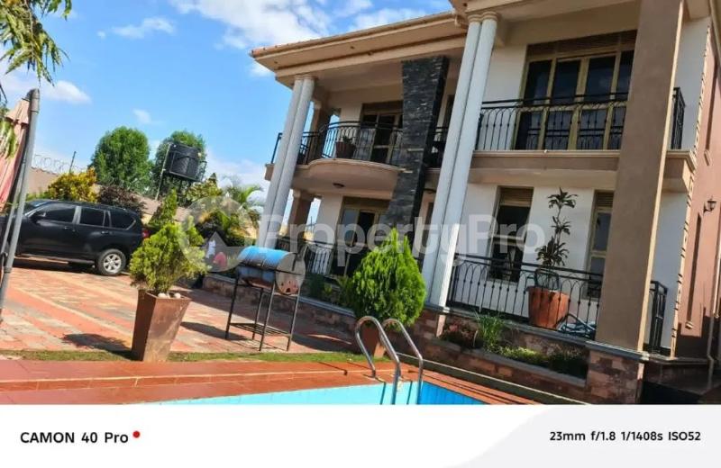 6 bedroom Villa for sale Namugongo nabusugwe  Kira Wakiso Central - 0
