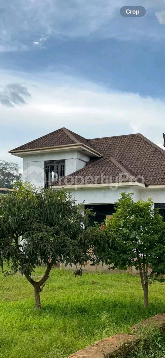 4 bedroom Bungalow Apartment for sale Namugongo joggo Kampala Central Kampala Central - 3