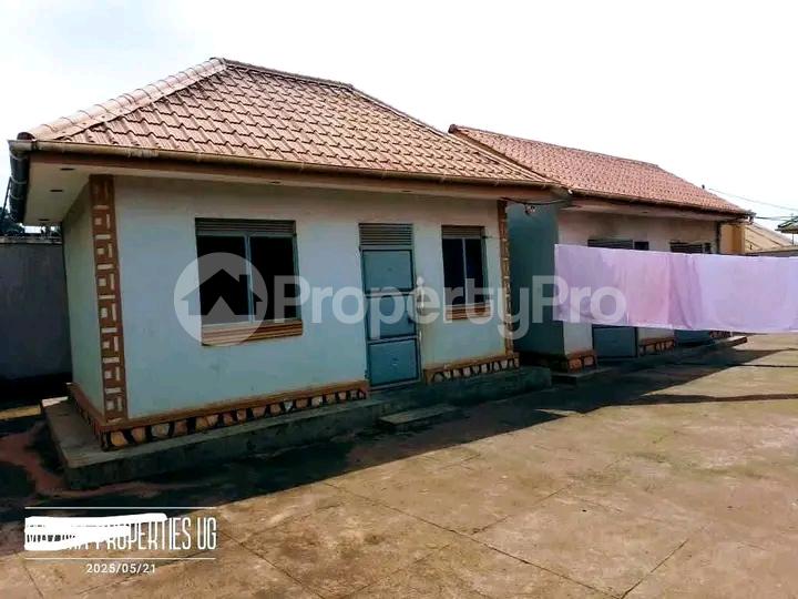 5 bedroom Apartment for sale Namugongo road  Kampala Central Kampala Central - 12