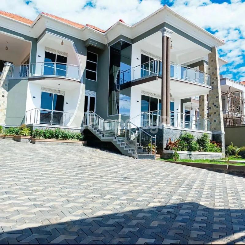 5 bedroom Villa for sale Ntinda kyambogo road  Kampala Central Kampala Central - 2