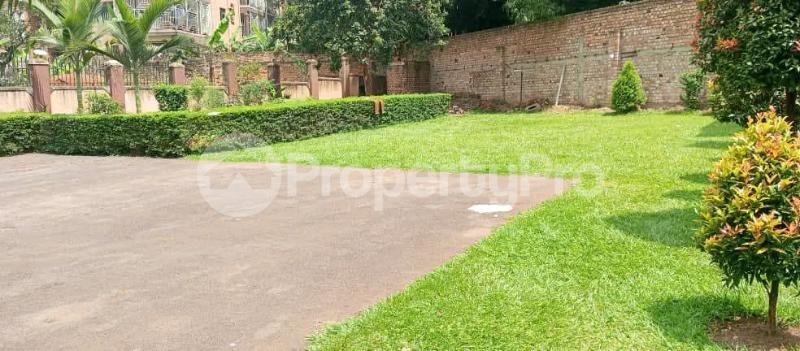6 bedroom Villa for sale Lubaga road Lubaga Kampala Central - 2