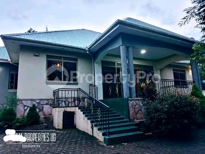 4 bedroom Bungalow Apartment for sale Wakiso nkoowe Wakiso Central - 5