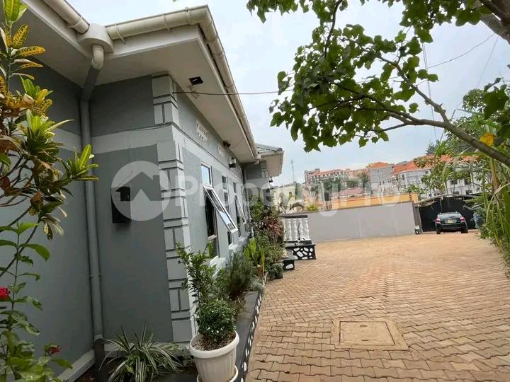 4 bedroom Bungalow Apartment for sale Kyanja  Kampala Central Kampala Central - 1