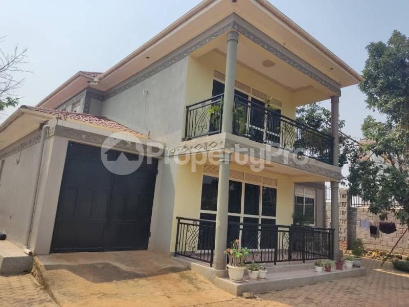 4 bedroom Villa for sale Entebbe bwerenga Kampala Central Kampala Central - 0