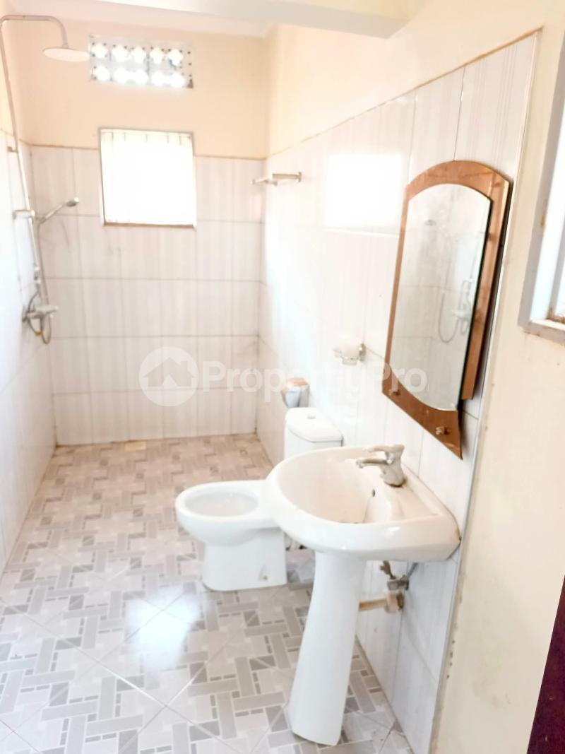4 bedroom Villa for sale Seeta kigunga Jinja road Goma Mukono Central - 5