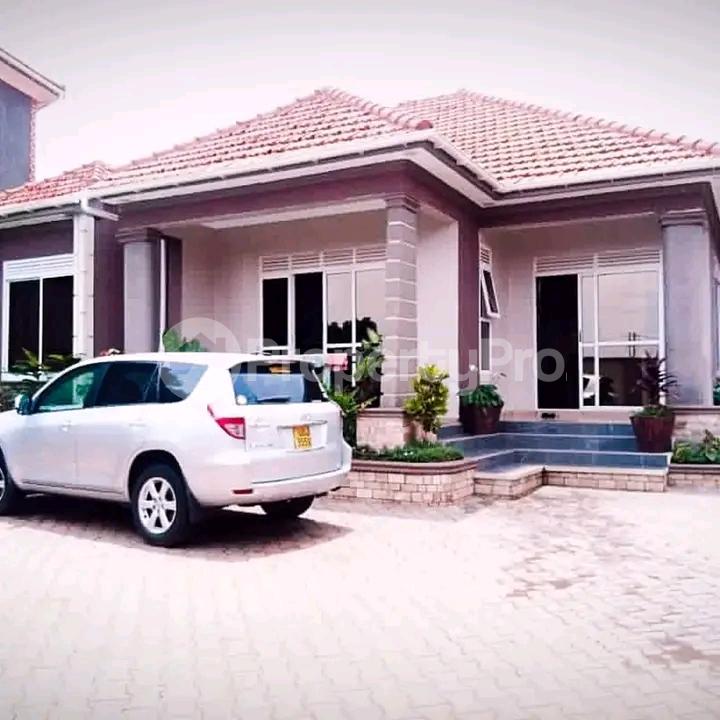 4 bedroom Bungalow Apartment for sale Kira kasangati road  Kampala Central Kampala Central - 4