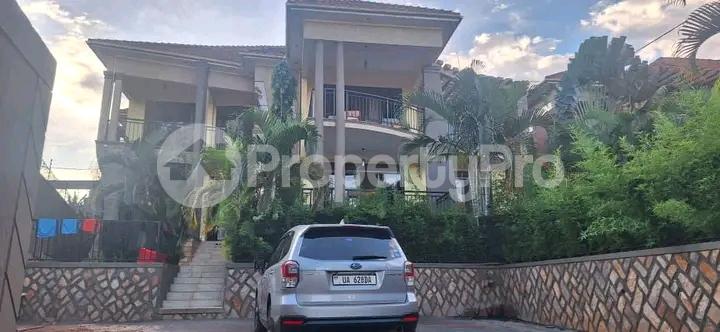 6 bedroom Apartment for sale Kiwaatule road  Kampala Central Kampala Central - 5