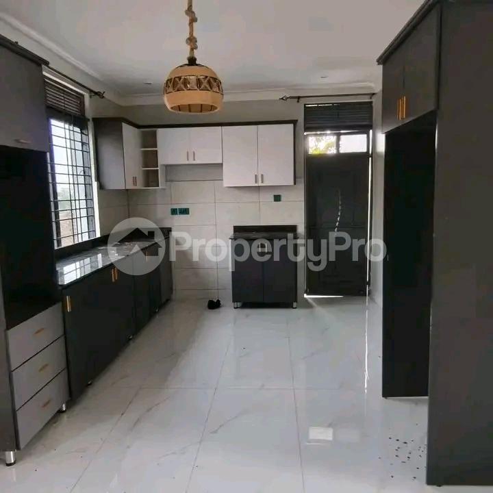 1 bedroom mini flat  Apartment Block Apartment for sale Kyanja road  Kampala Central Kampala Central - 4