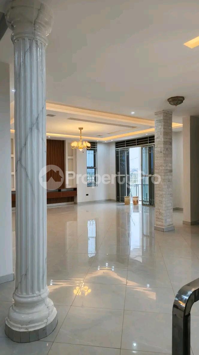 6 bedroom Apartment Block Apartment for sale Kira road  Kampala Central Kampala Central - 0