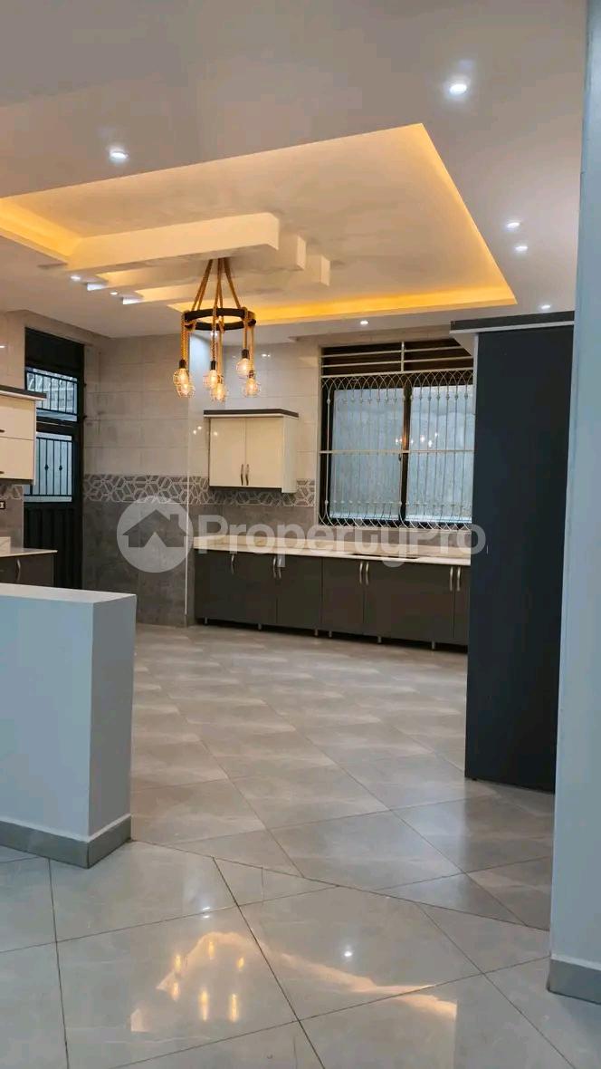 6 bedroom Apartment Block Apartment for sale Kira road  Kampala Central Kampala Central - 2