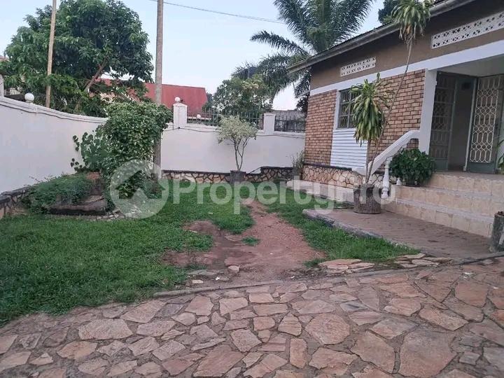 3 bedroom Bungalow Apartment for sale Kireka road  Kampala Central Kampala Central - 7