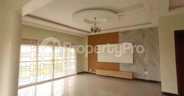 4 bedroom Bungalow Apartment for sale Mbalwa  Kampala Central Kampala Central - 7