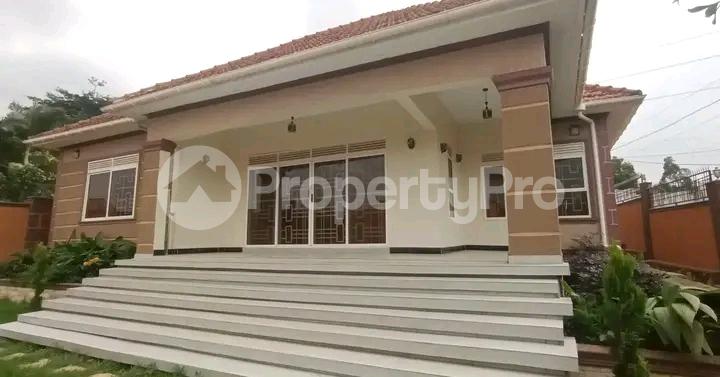 4 bedroom Bungalow Apartment for sale Mbalawa road  Kampala Central Kampala Central - 13