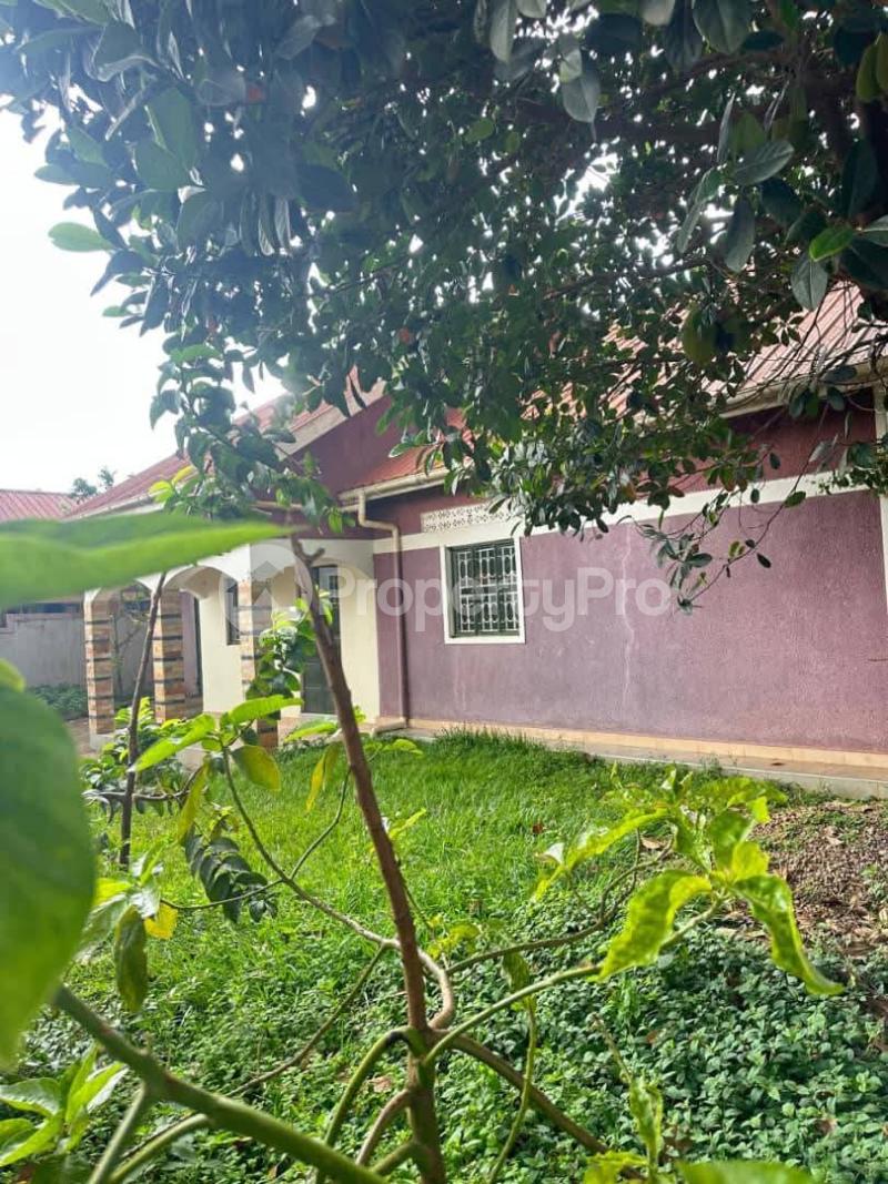 3 bedroom Villa for sale Entebbe road  Katabi Wakiso Central - 7