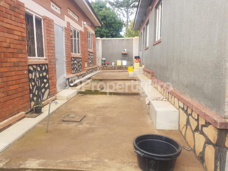 Villa for sale Bombo road  Nabweru Wakiso Central - 7