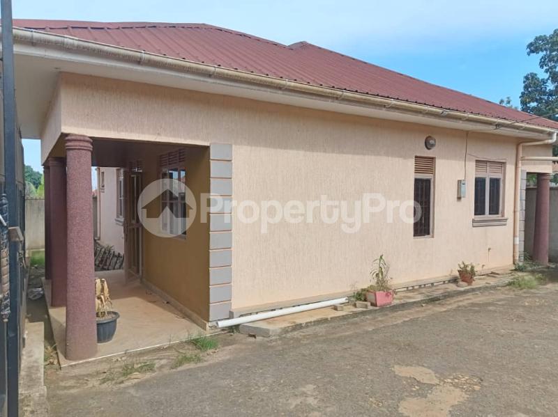3 bedroom Villa for sale Seeta namugongo road Kampala Central Kampala Central - 6