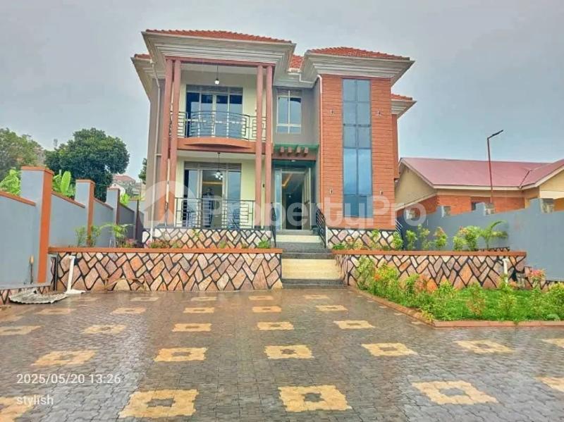 4 bedroom Villa for sale Seguku katale Entebbe road  Kampala Central Kampala Central - 0