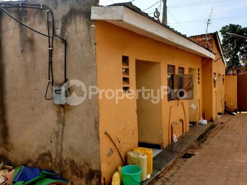 3 bedroom Bungalow Apartment for sale Seeta namugongo road  Goma Mukono Central - 3
