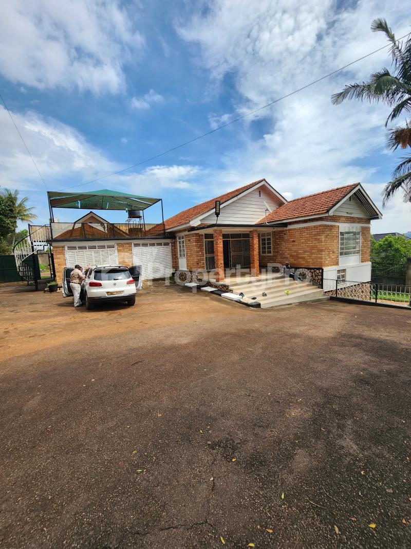 6 bedroom Villa for rent Mitaala road  Kansanga Kampala Central - 2
