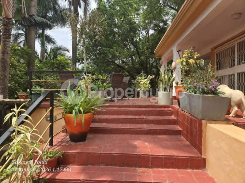6 bedroom Villa for sale Kansanga gabba road Kampala Central Kampala Central - 2