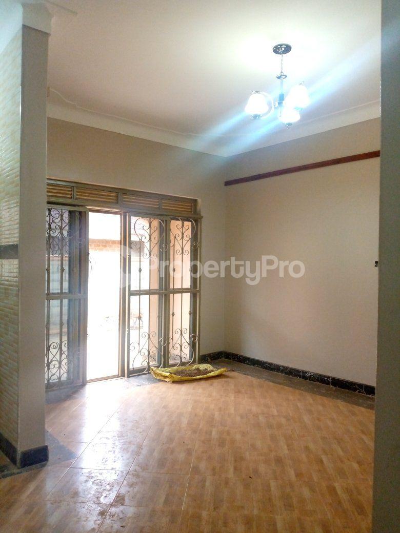 1 bedroom mini flat  Bungalow Apartment for rent Kasangati road Wakiso Central - 4