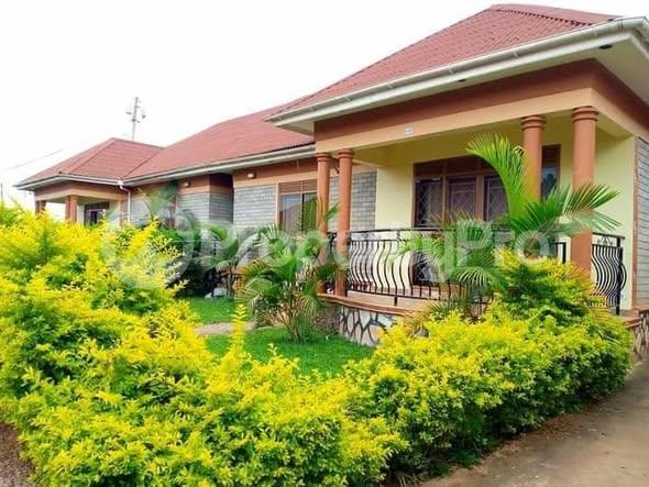 2 bedroom Apartment Block Apartment for rent kasangati road Wakiso Central - 6