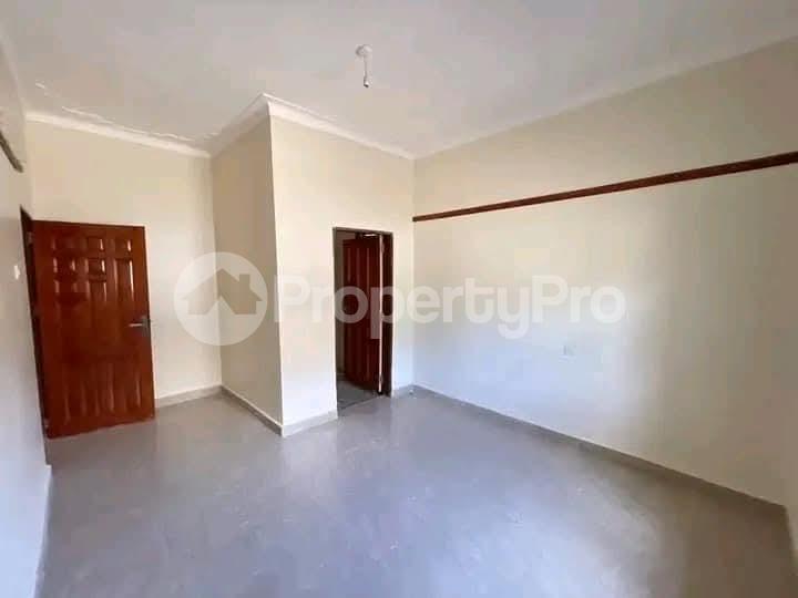 2 bedroom Apartment Block Apartment for rent Gayaza road Wakiso Central - 1
