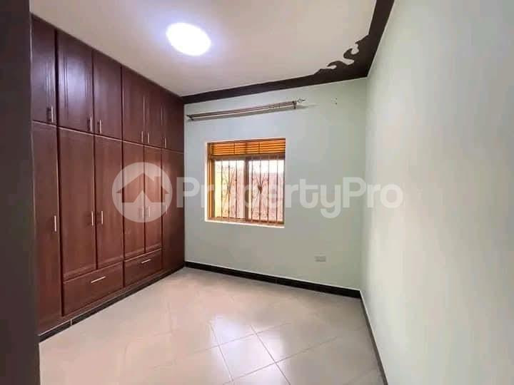 2 bedroom Apartment Block Apartment for rent Gayaza road Wakiso Central - 4