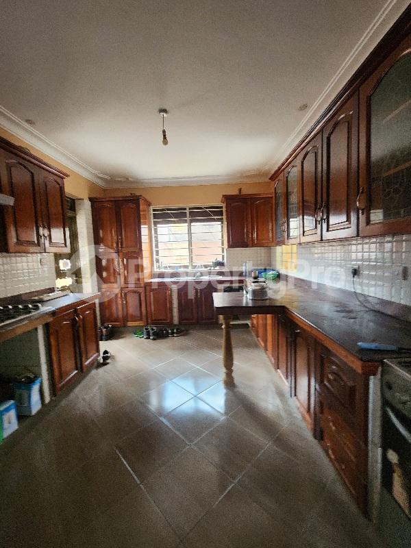 4 bedroom Villa for rent Kibazo road Makindye Kampala Central - 1