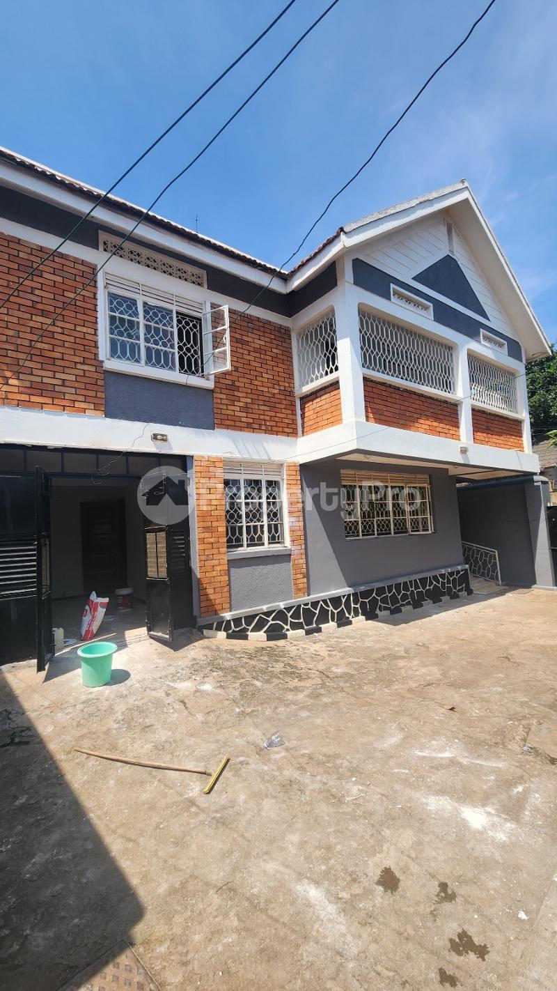 5 bedroom Villa for rent Kibuli mbogo road Makindye Kampala Central - 0