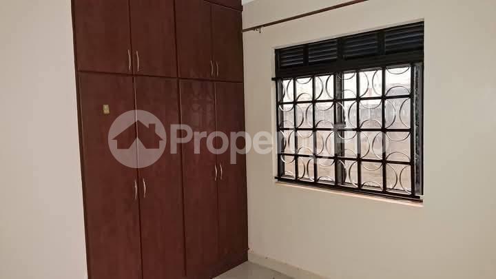 2 bedroom Bungalow Apartment for rent kira road Kira Wakiso Central - 5