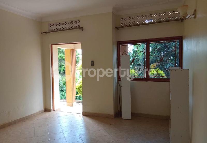 2 bedroom Bungalow Apartment for rent kira road Kira Wakiso Central - 9