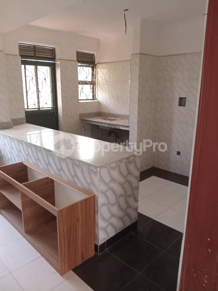 3 bedroom Apartment Block Apartment for rent kira road Kira Wakiso Central - 8