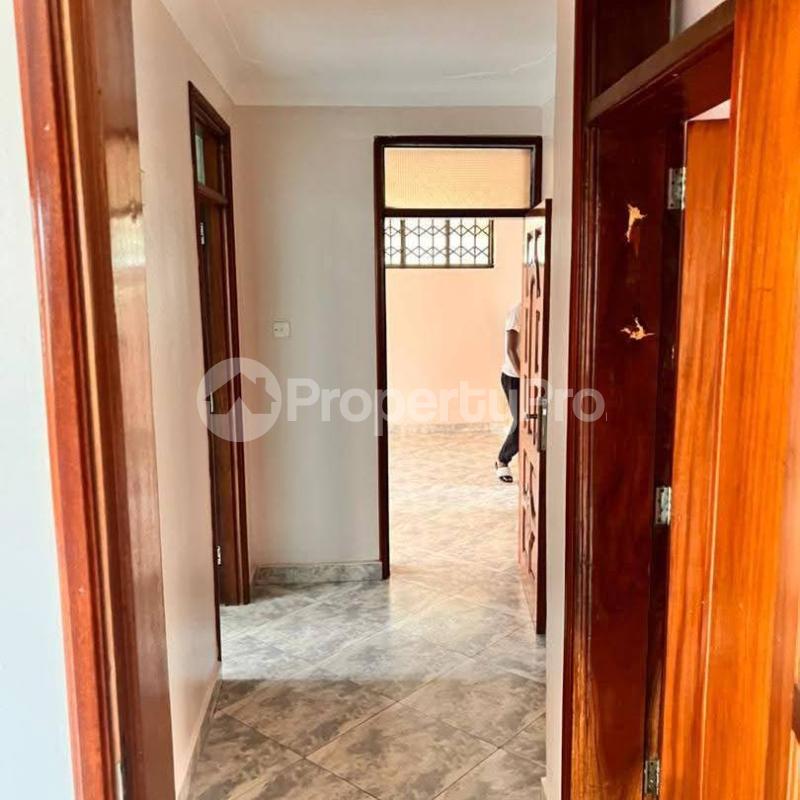 3 bedroom Apartment Block Apartment for rent Kira road Kira Wakiso Central - 2